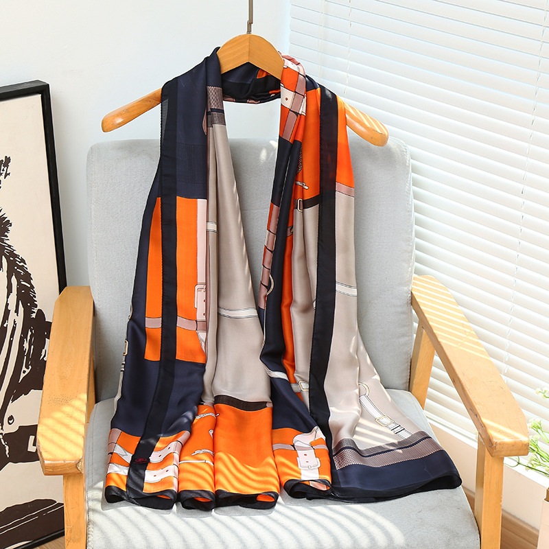 Lenço de Seda Feminino Clássic - Face Scarf Mask avaliação e preço