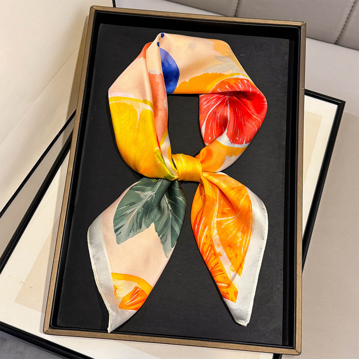 Lenço de Seda Quadrado com Est - Scarf Silk Square avaliação e preço